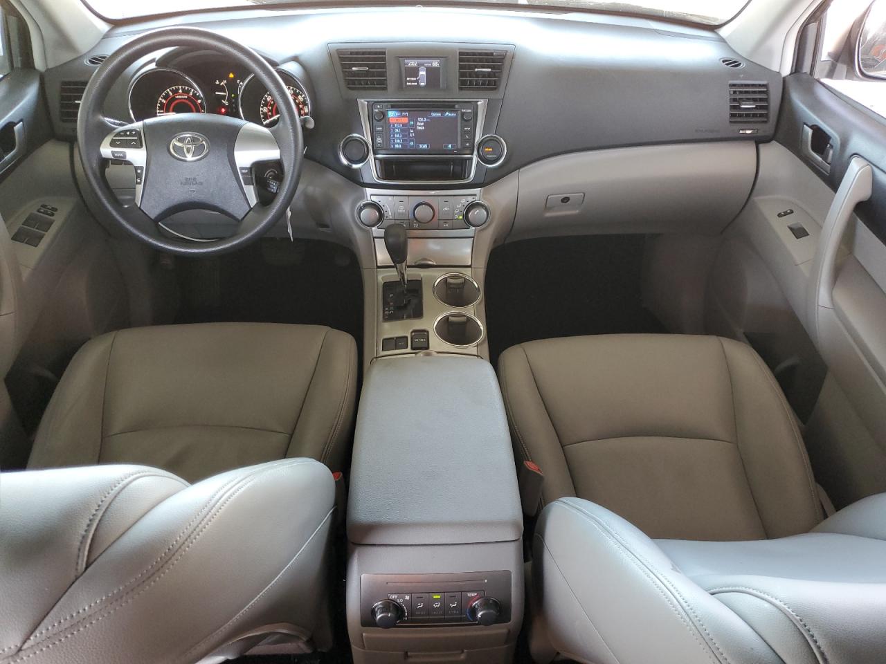 2013 Toyota Highlander Base VIN: 5TDZA3EH4DS031646 Lot: 65588525