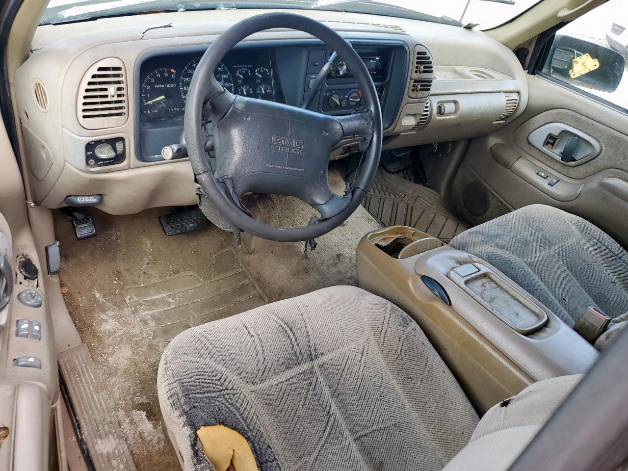 1996 GMC Sierra C1500 VIN: 2GTEC19R1T1500147 Lot: 64436525
