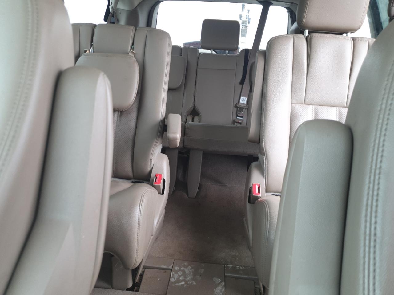 2015 Chrysler Town & Country Touring L VIN: 2C4RC1CG7FR674190 Lot: 85762365