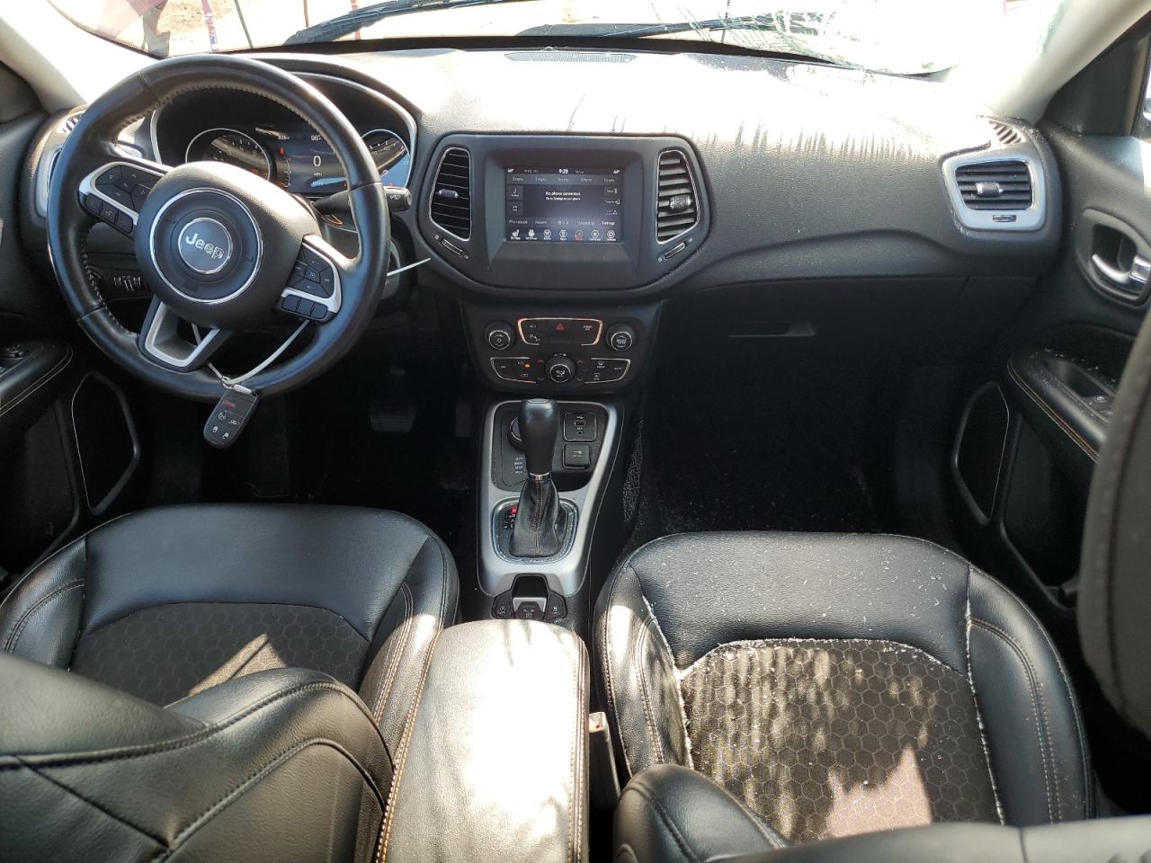 2018 Jeep Compass Latitude VIN: 3C4NJDBB9JT192175 Lot: 65609935