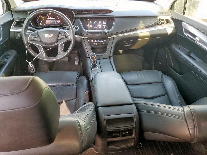 CADILLAC XT5 2017 Черный