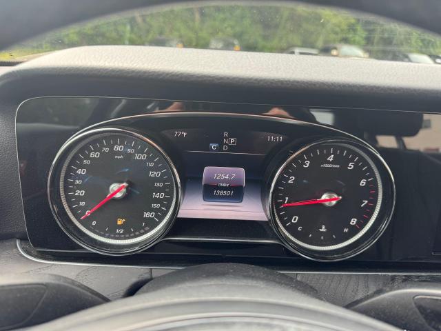 Sedans MERCEDES-BENZ E-CLASS 2017 Granatowy