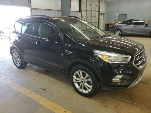  FORD ESCAPE 2018 Черный