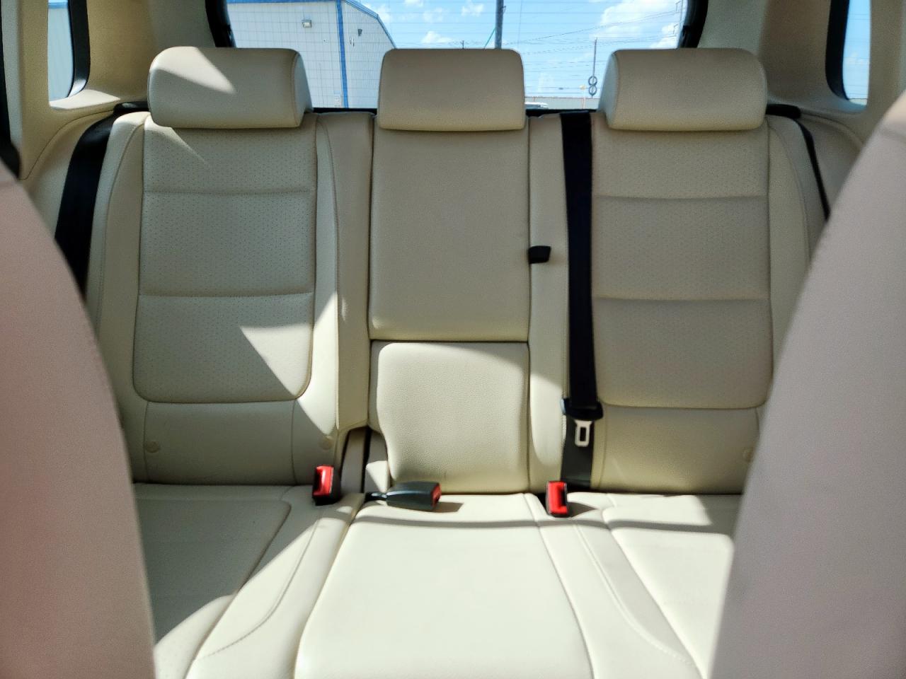 2011 Volkswagen Tiguan S VIN: WVGBV7AX4BW532460 Lot: 64375125