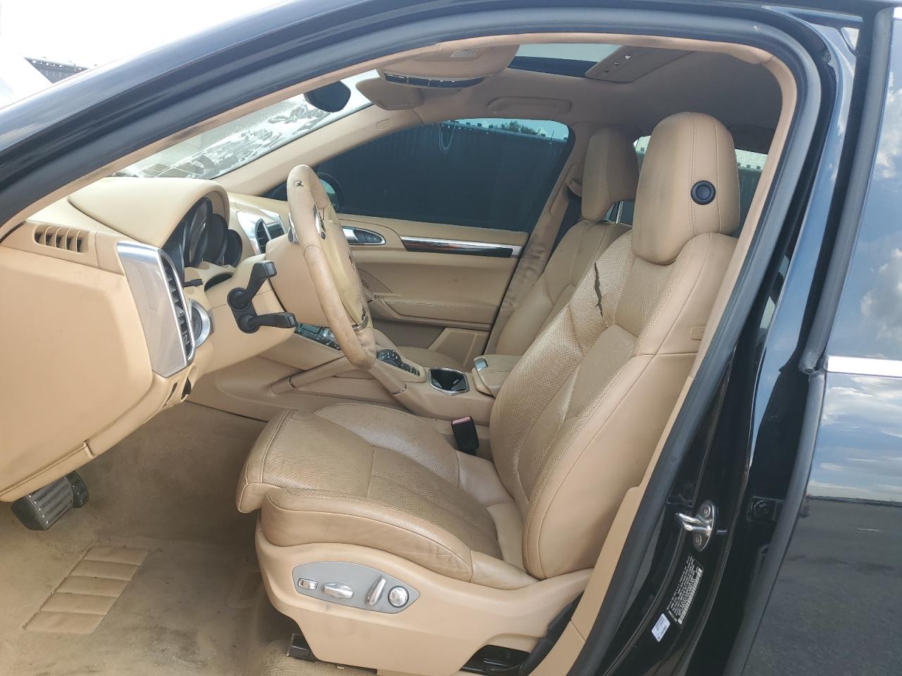 2013 Porsche Cayenne S VIN: WP1AB2A27DLA86193 Lot: 64421065