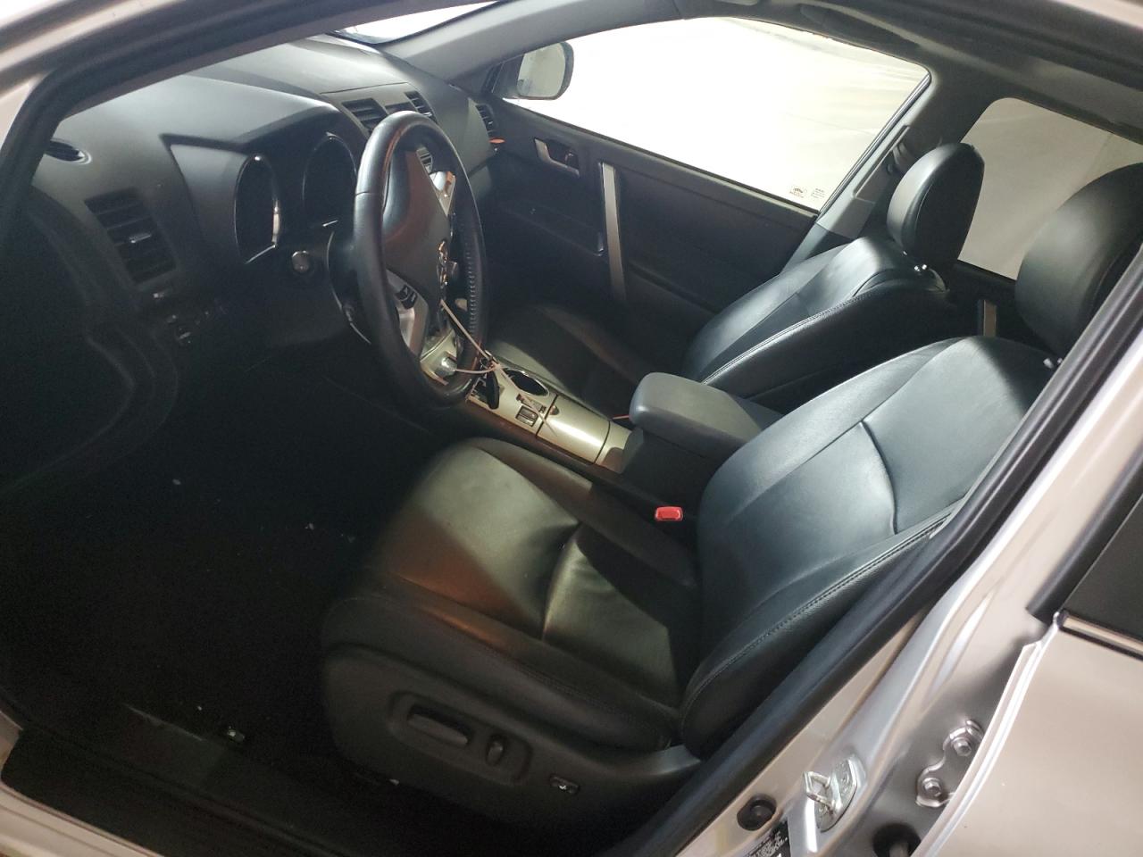 2013 Toyota Highlander Base VIN: 5TDBK3EH5DS197236 Lot: 64930715