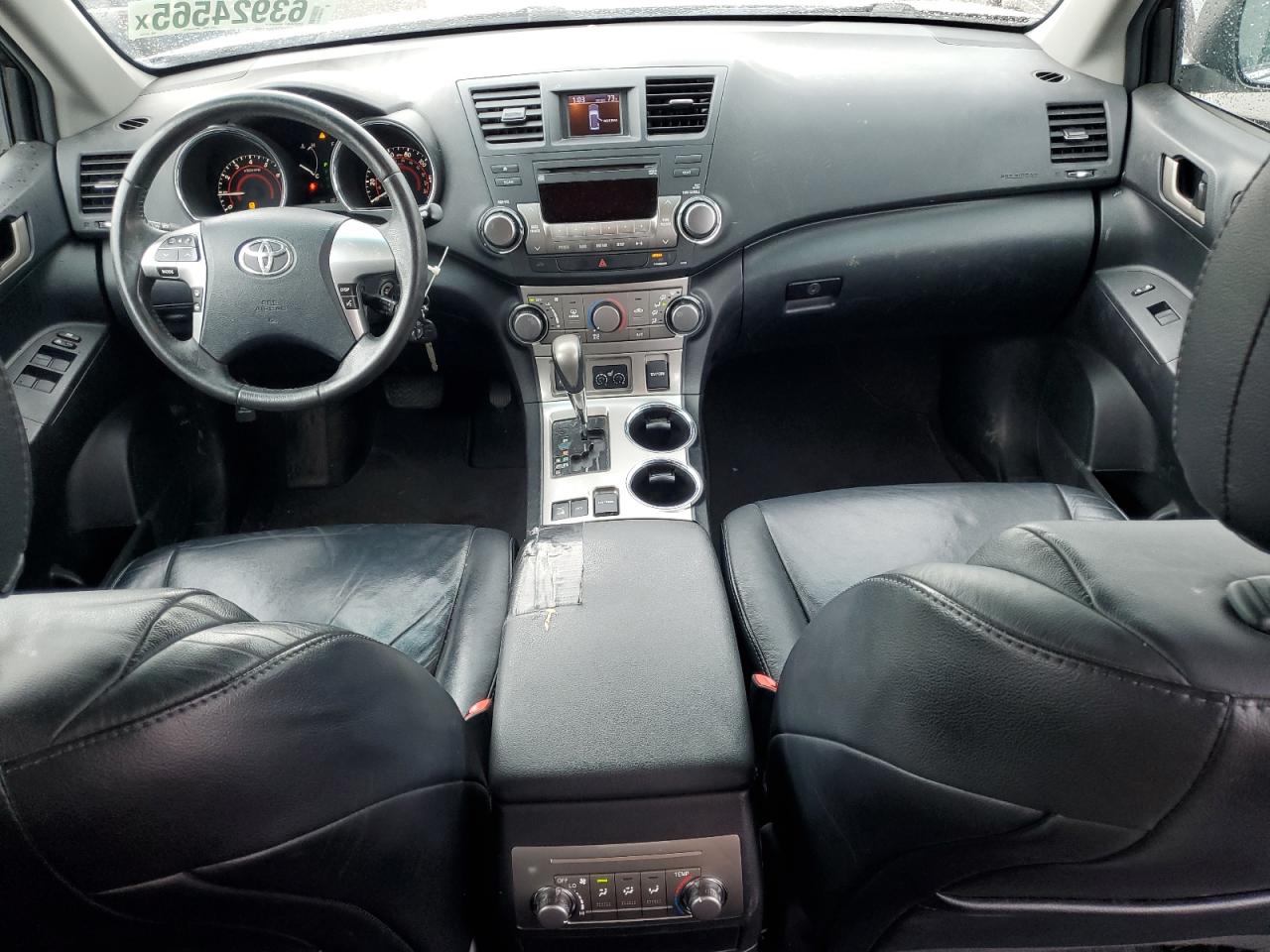 2011 Toyota Highlander Base VIN: 5TDBK3EH3BS061233 Lot: 63924565