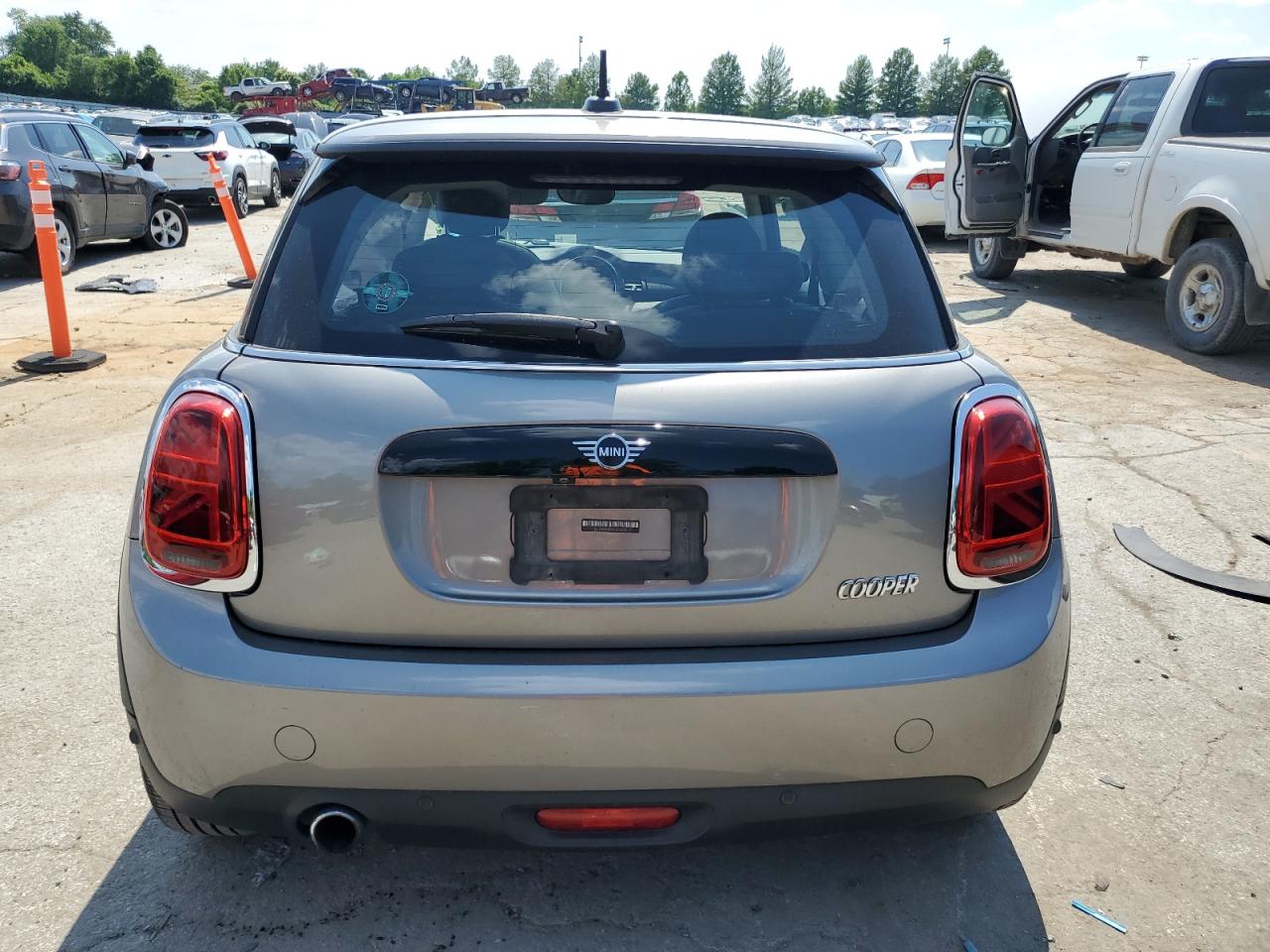 WMWXR3C01L2L96673 2020 Mini Cooper