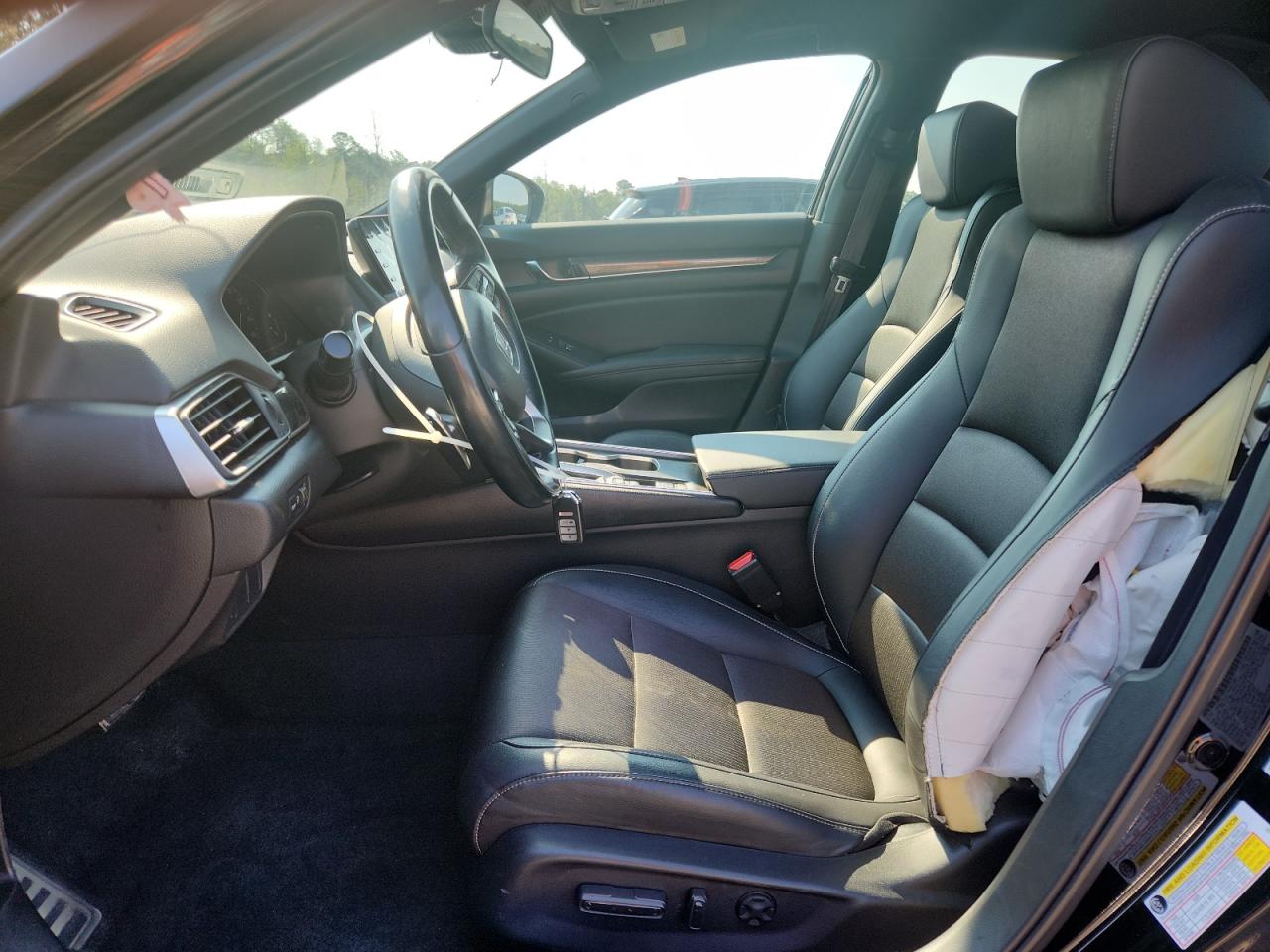 2022 Honda Accord Sport VIN: 1HGCV1F31NA085830 Lot: 63768675