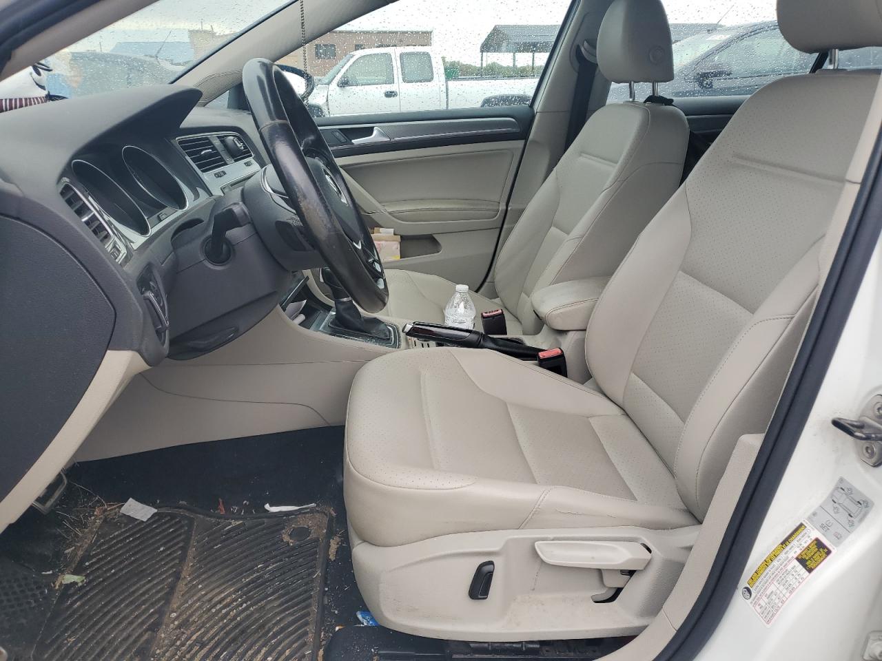 3vwh17auxhm526815 3VWH17AUXHM526815 2017 Volkswagen Golf Alltrack S