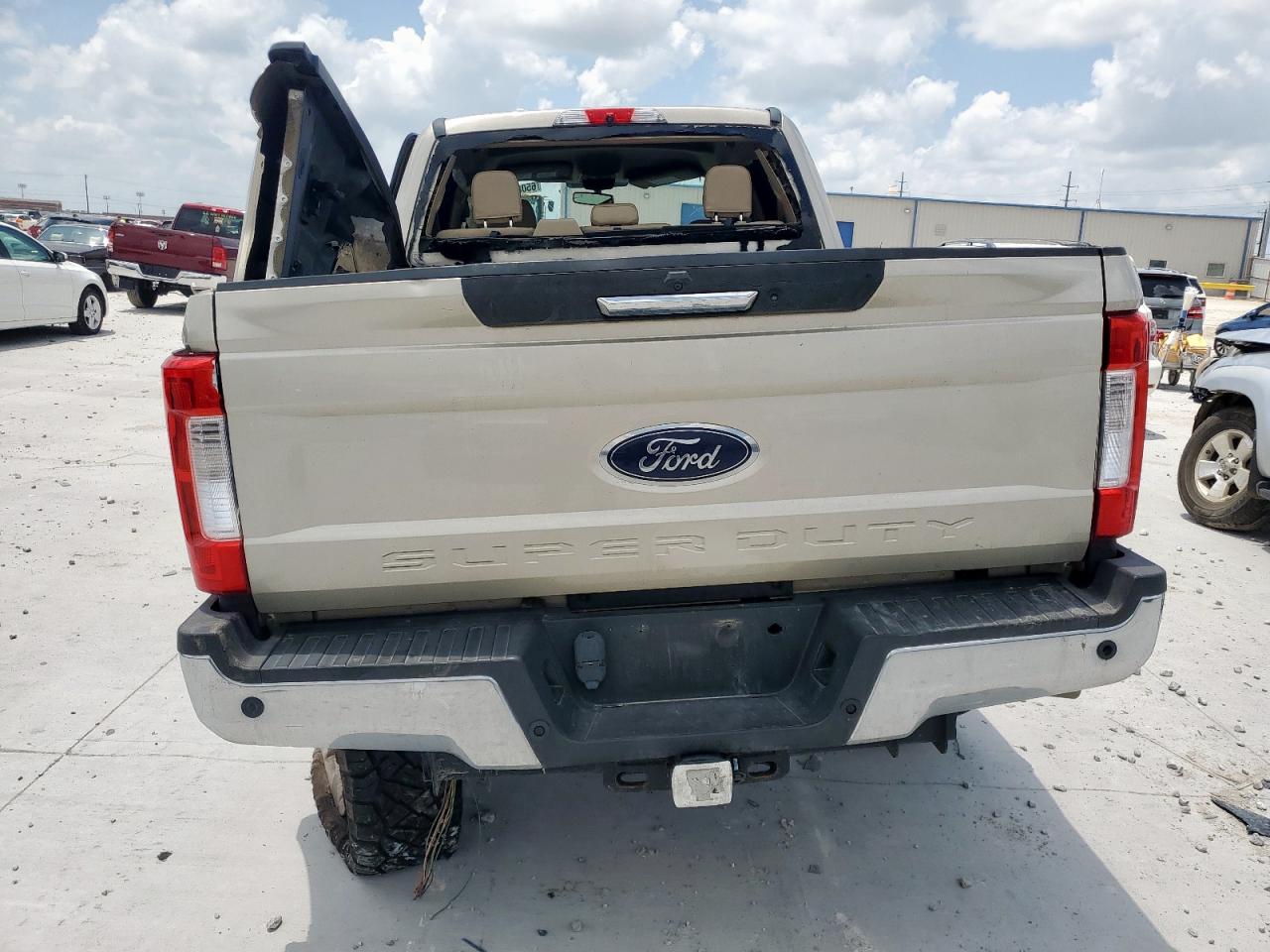 2017 Ford F250 Super Duty VIN: 1FT7W2BT2HEE93825 Lot: 65083375
