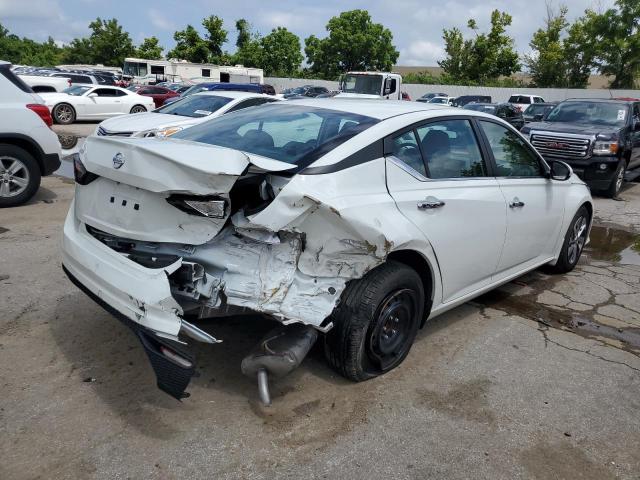  NISSAN ALTIMA 2022 Biały
