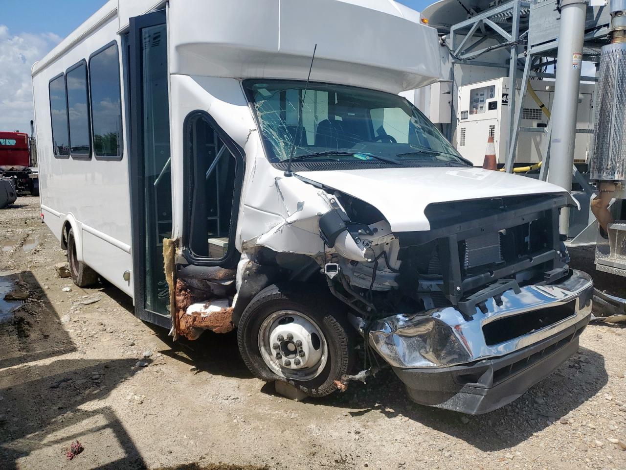 2024 Ford Econoline E450 Super Duty Cutaway Van VIN: 1FDFE4FN1RDD17602 Lot: 63948745