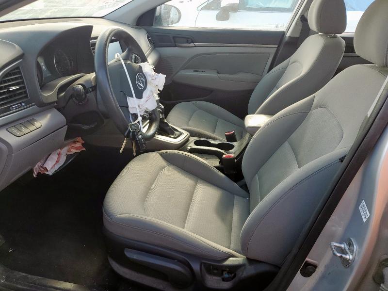  HYUNDAI ELANTRA 2018 Серебристый