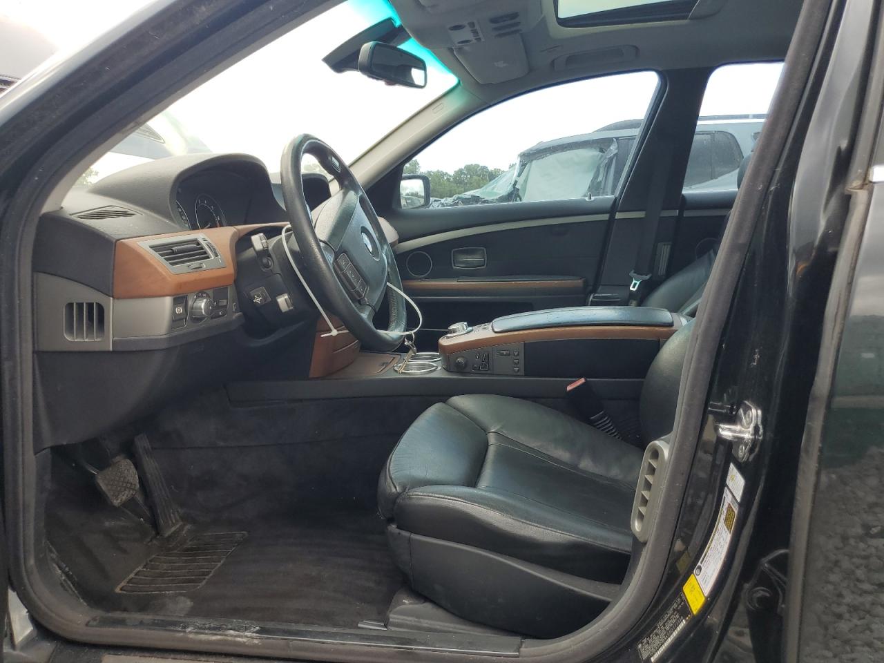 2007 BMW 750 VIN: WBAHN83557DT77336 Lot: 63240135