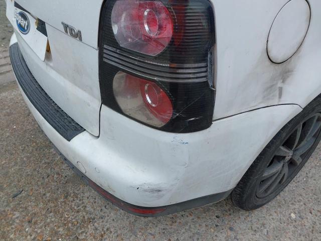 2010 VOLKSWAGEN TOURAN MAT