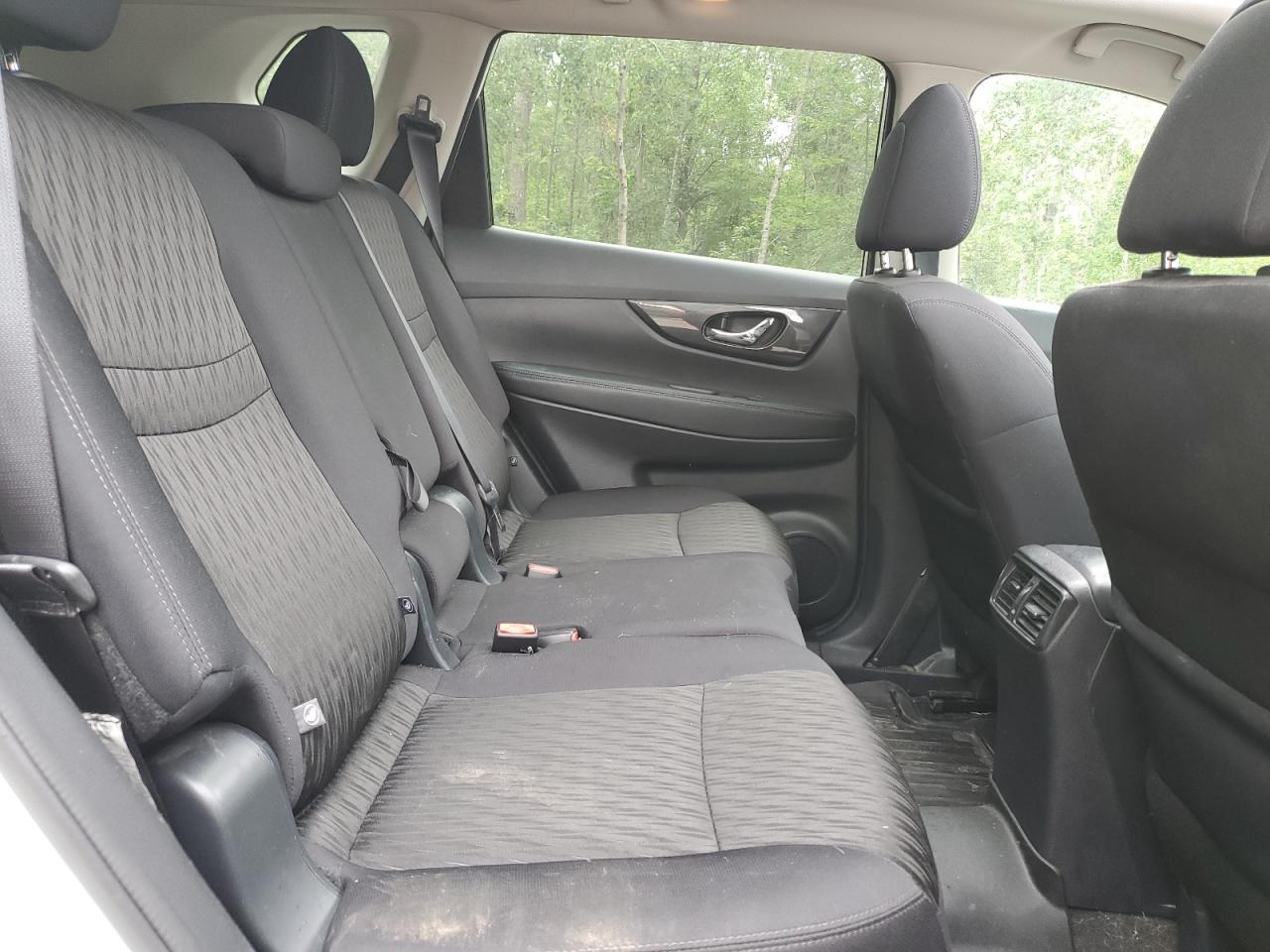 2018 Nissan Rogue S VIN: 5N1AT2MV8JC782220 Lot: 64927565