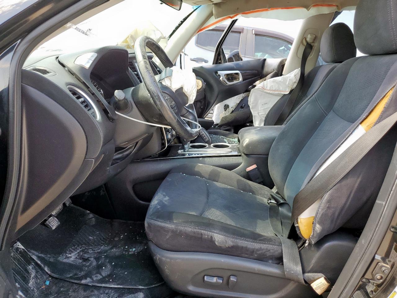 2014 Nissan Pathfinder S VIN: 5N1AR2MN4EC640516 Lot: 67009135