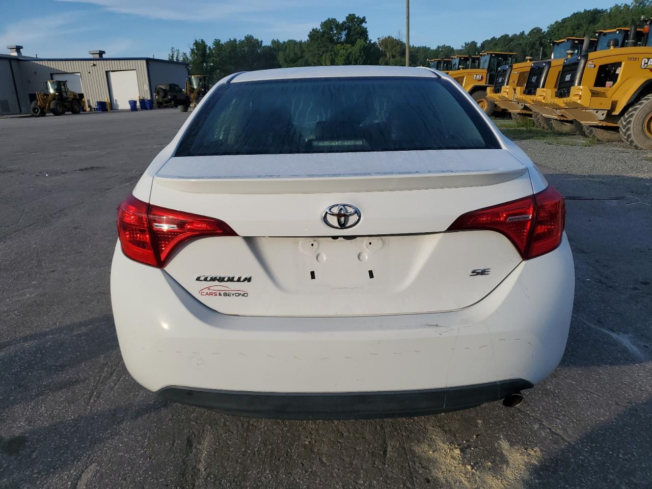 2018 Toyota Corolla L VIN: 2T1BURHE6JC053889 Lot: 64619995