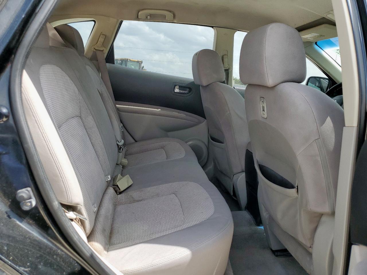2011 Nissan Rogue S VIN: JN8AS5MT3BW165867 Lot: 63399505