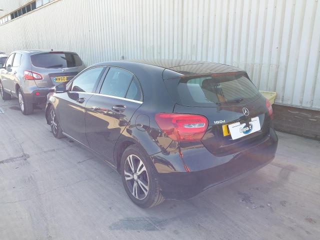 2017 MERCEDES BENZ A 180 D SE