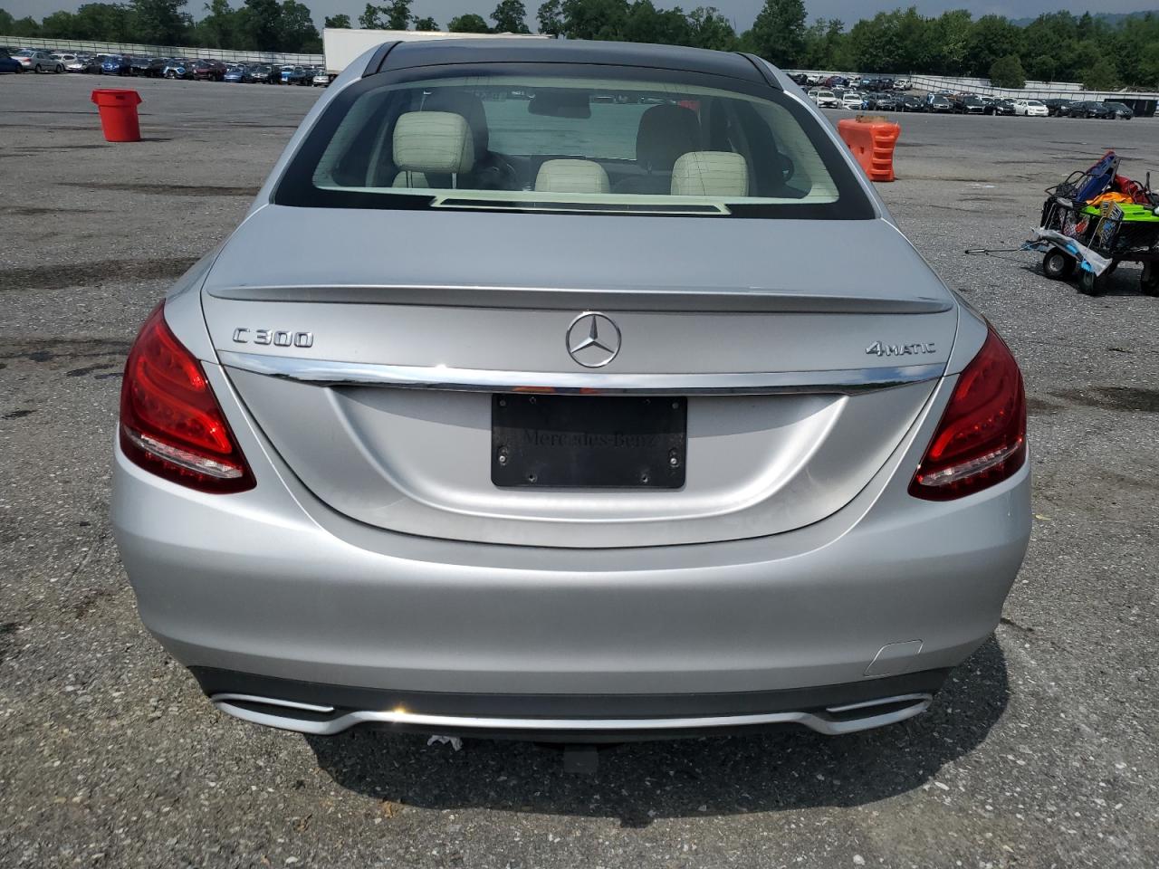 2016 Mercedes-Benz C 300 4Matic VIN: 55SWF4KB5GU100880 Lot: 64311755