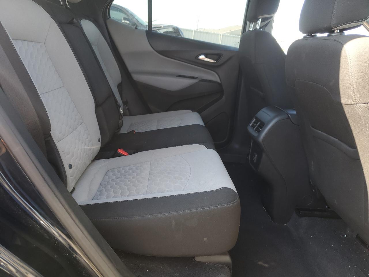 2020 Chevrolet Equinox Ls VIN: 3GNAXHEV1LS738266 Lot: 63129605