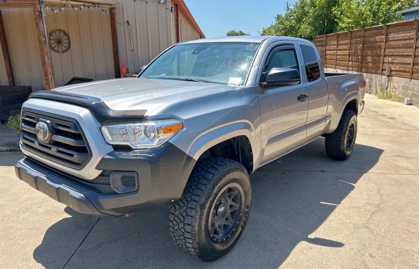  TOYOTA TACOMA 2019 Srebrny