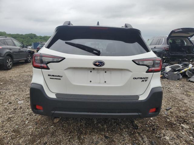  SUBARU OUTBACK 2024 White