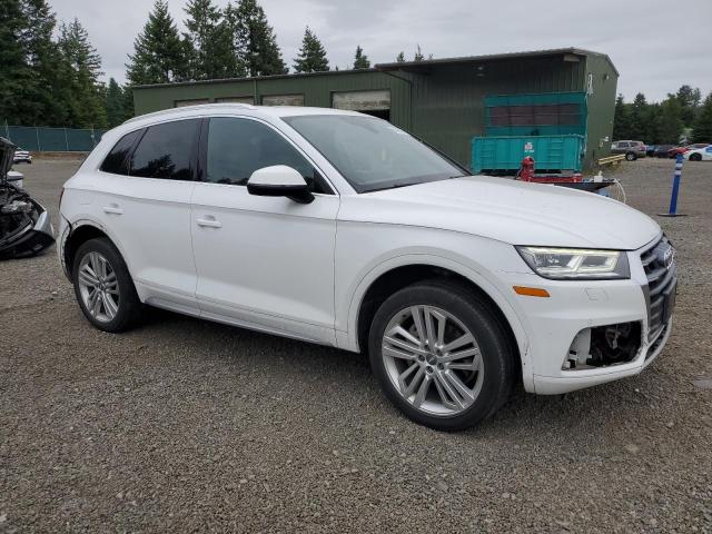  AUDI Q5 2018 Белы