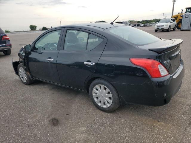 Sedans NISSAN VERSA 2015 Czarny