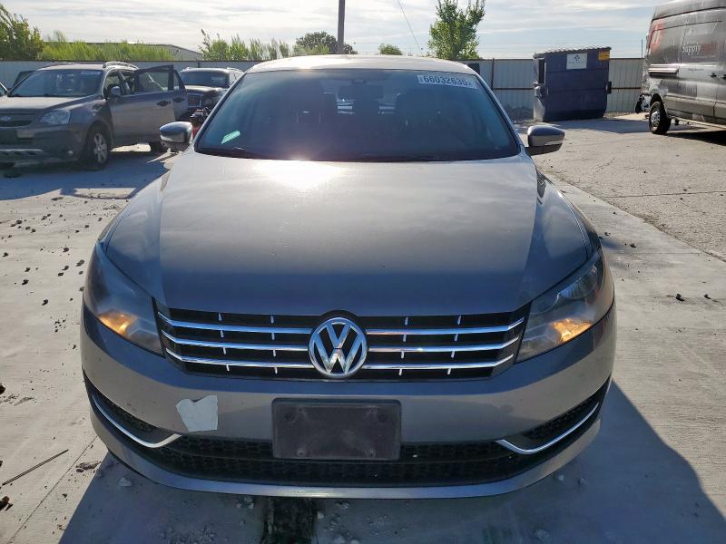  VOLKSWAGEN PASSAT 2015 Gray