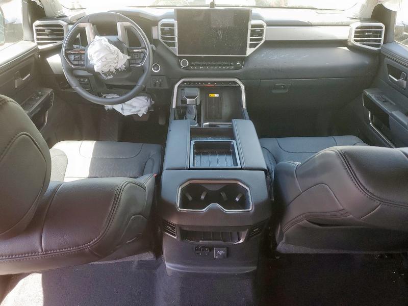  TOYOTA TUNDRA 2024 Gray
