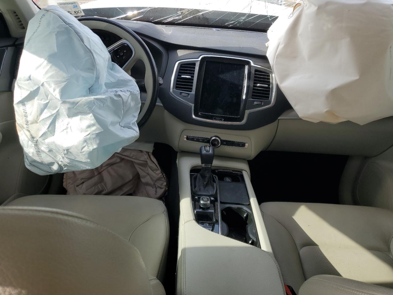 2022 Volvo Xc90 T5 Momentum VIN: YV4102CK9N1850088 Lot: 63163305