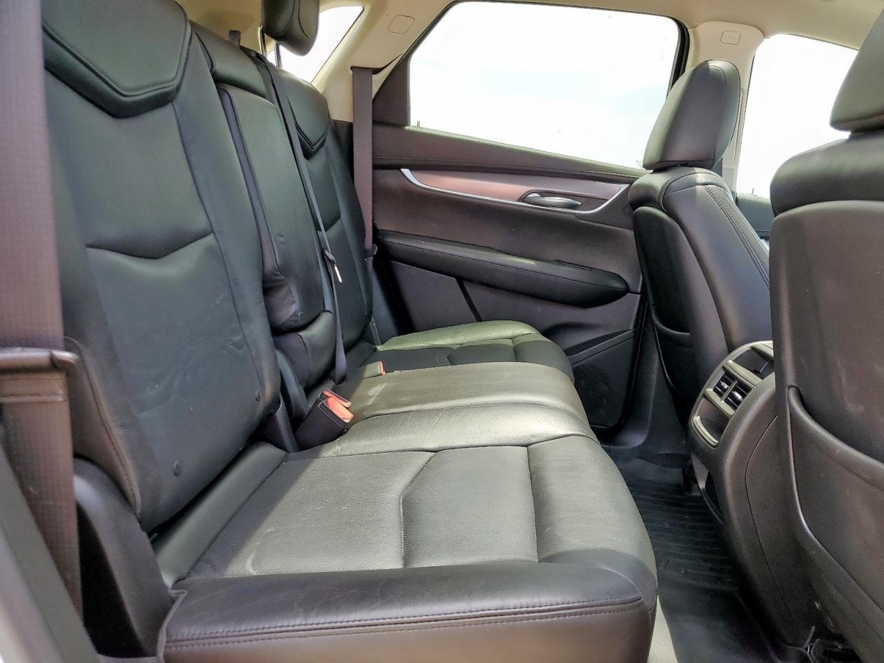 2017 Cadillac Xt5 Luxury VIN: 1GYKNBRS7HZ247334 Lot: 65264415