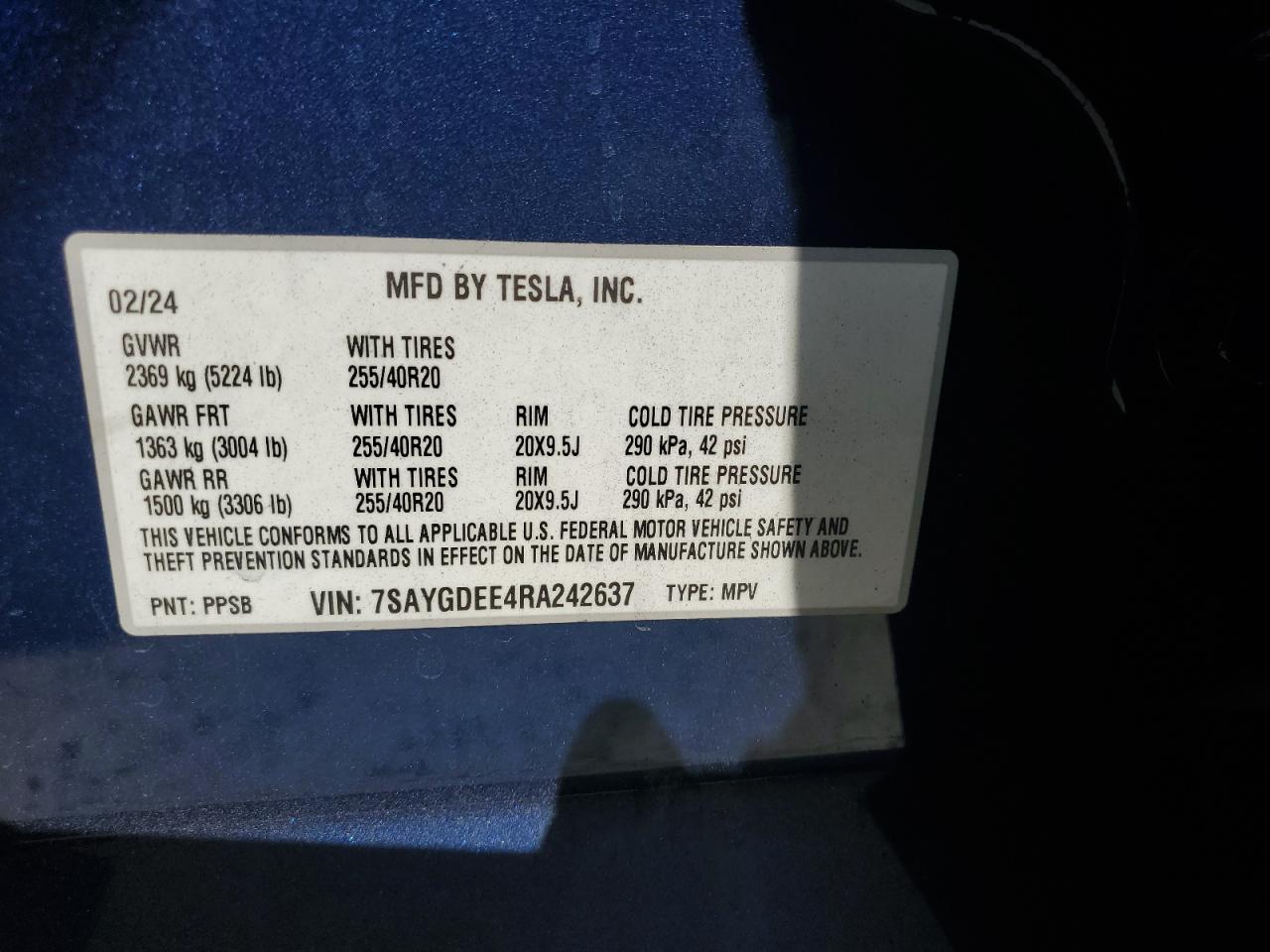 2024 Tesla Model Y VIN: 7SAYGDEE4RA242637 Lot: 64983985
