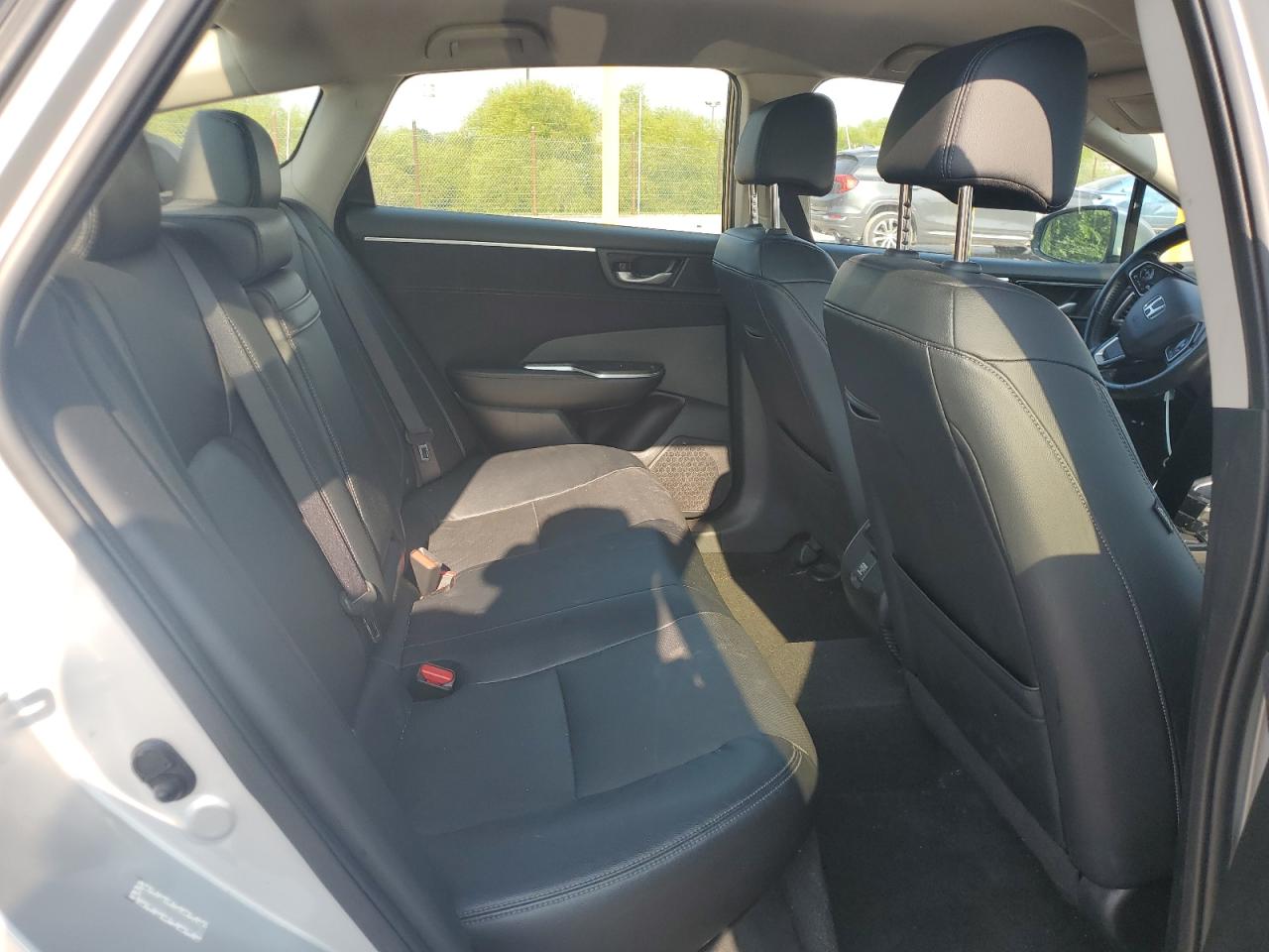 2018 Honda Clarity Touring VIN: JHMZC5F32JC007379 Lot: 66669985