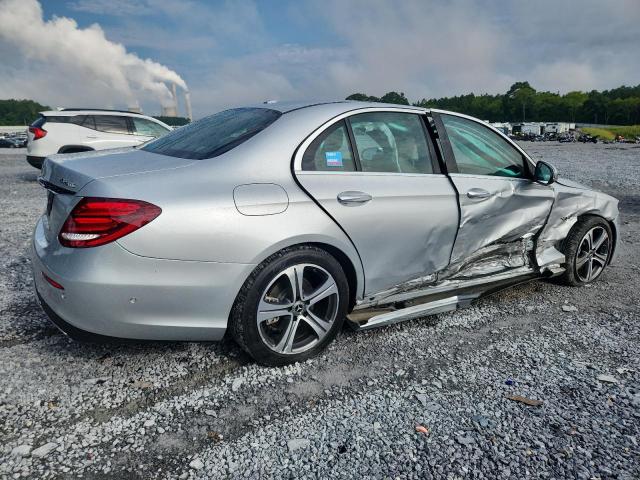  MERCEDES-BENZ E-CLASS 2019 Srebrny