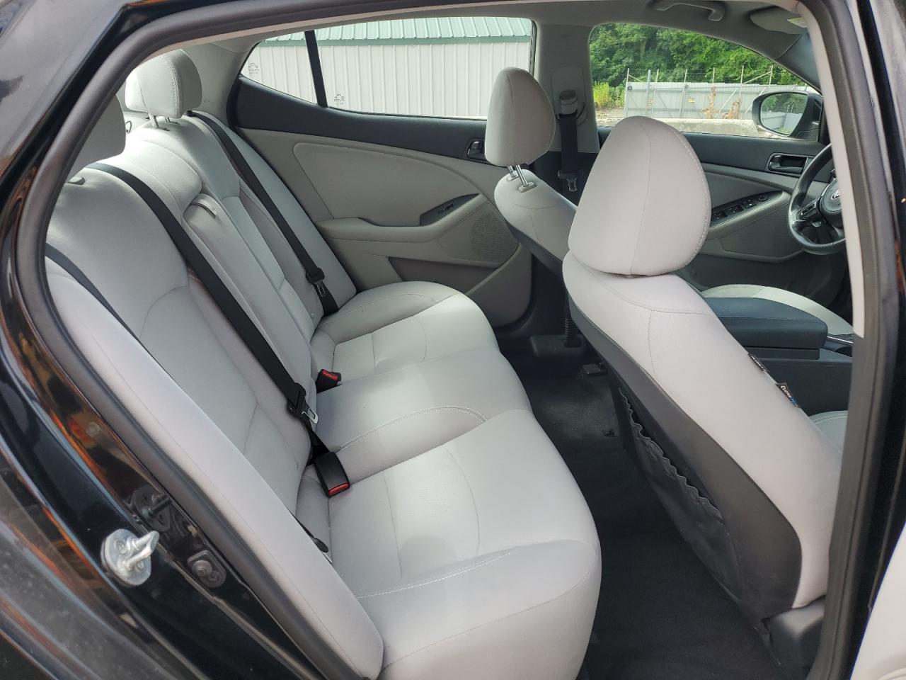 2015 Kia Optima Lx VIN: 5XXGM4A72FG375241 Lot: 64993735
