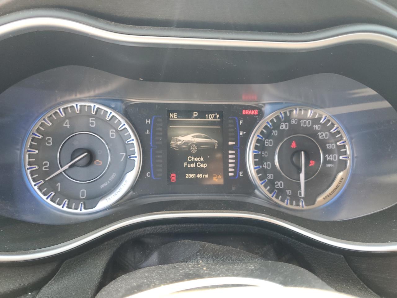 2015 Chrysler 200 Limited VIN: 1C3CCCAB3FN696102 Lot: 63563375