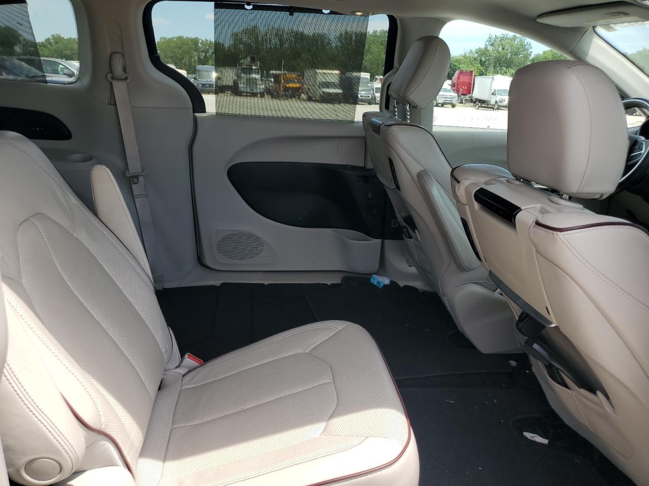 2017 Chrysler Pacifica Limited VIN: 2C4RC1GG1HR754422 Lot: 63695545