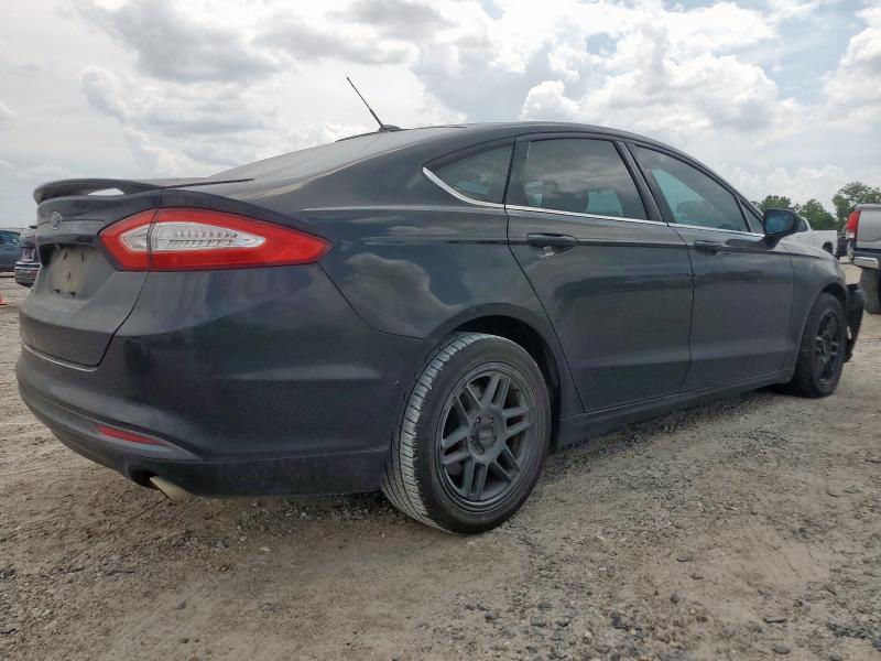  FORD FUSION 2016 Czarny