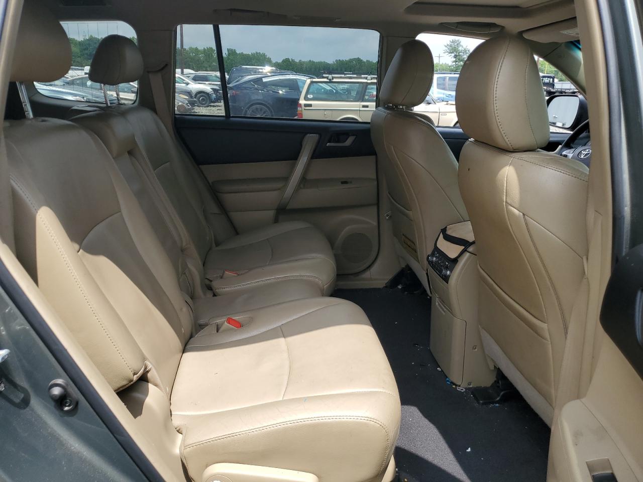 2011 Toyota Highlander Base VIN: 5TDBK3EH0BS052795 Lot: 60803625