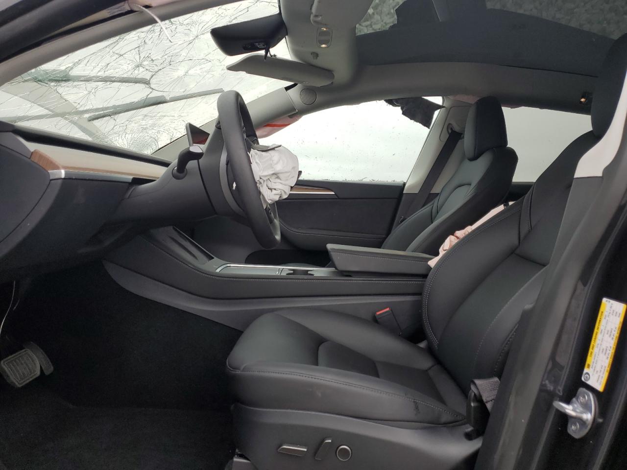 2025 Tesla Model Y VIN: 7SAYGDED1SF301739 Lot: 63226275