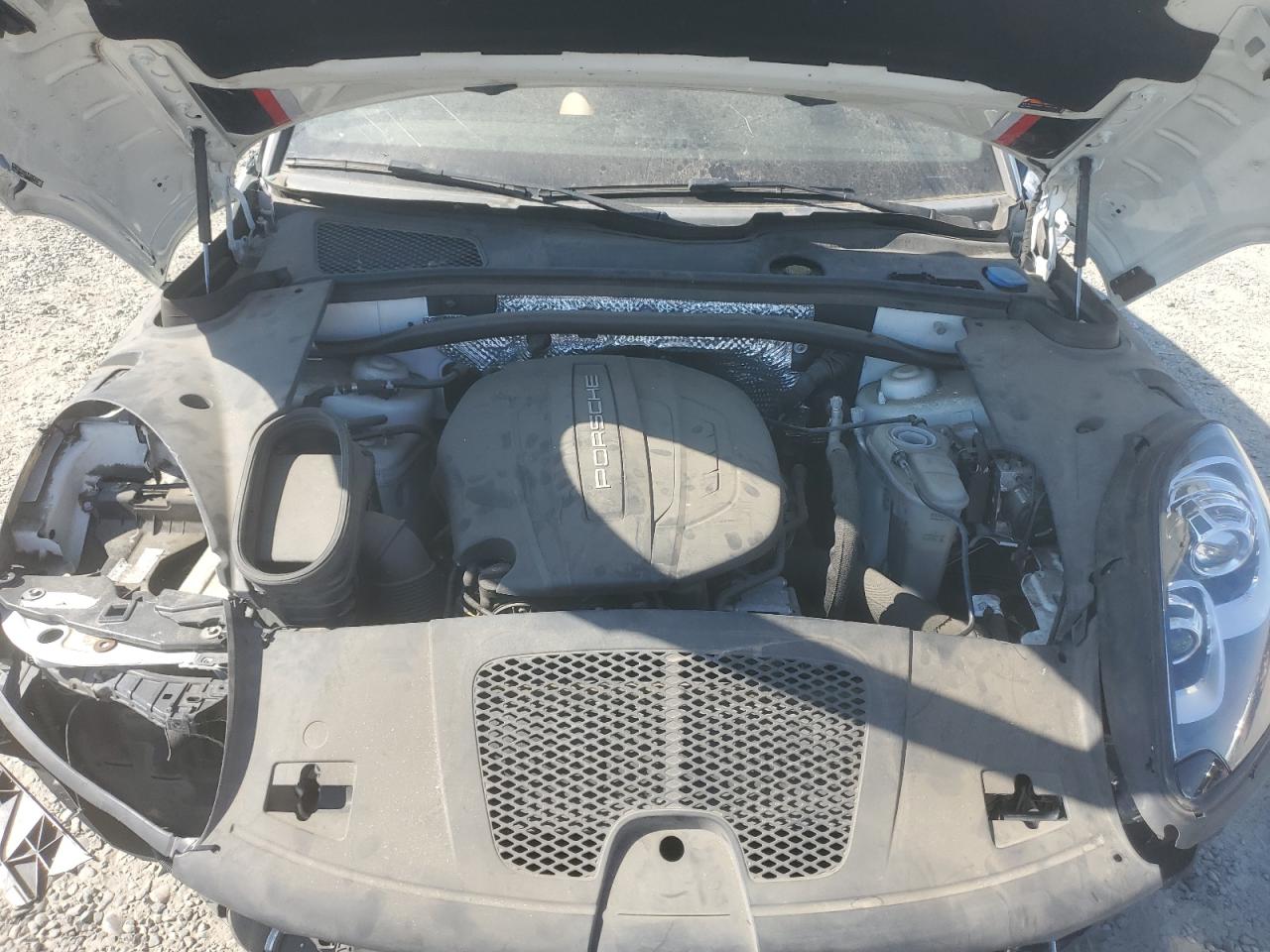 2018 Porsche Macan VIN: WP1AA2A50JLB19429 Lot: 65004365