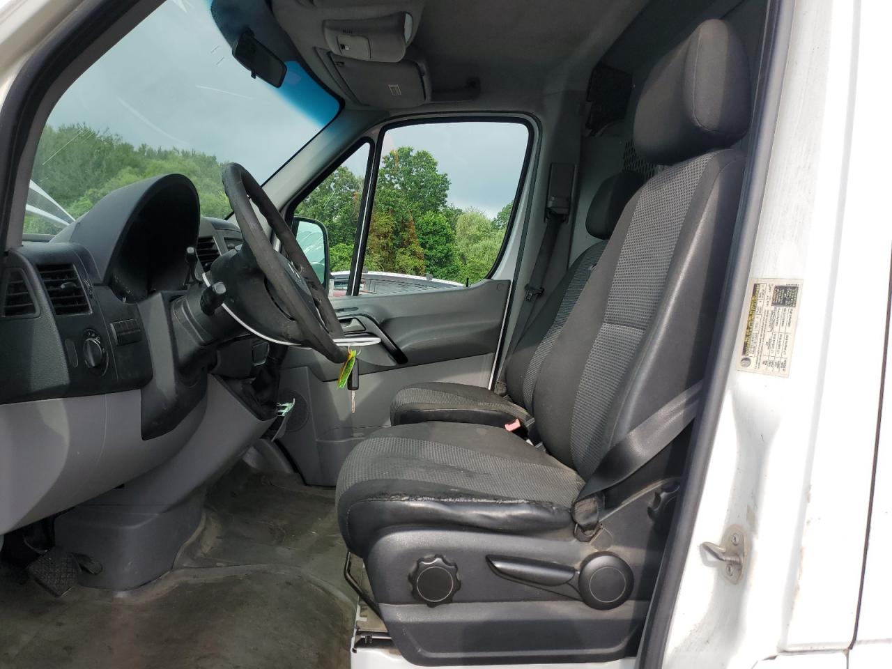 2011 Mercedes-Benz Sprinter 2500 VIN: WD3PE7CCXB5562762 Lot: 65396955
