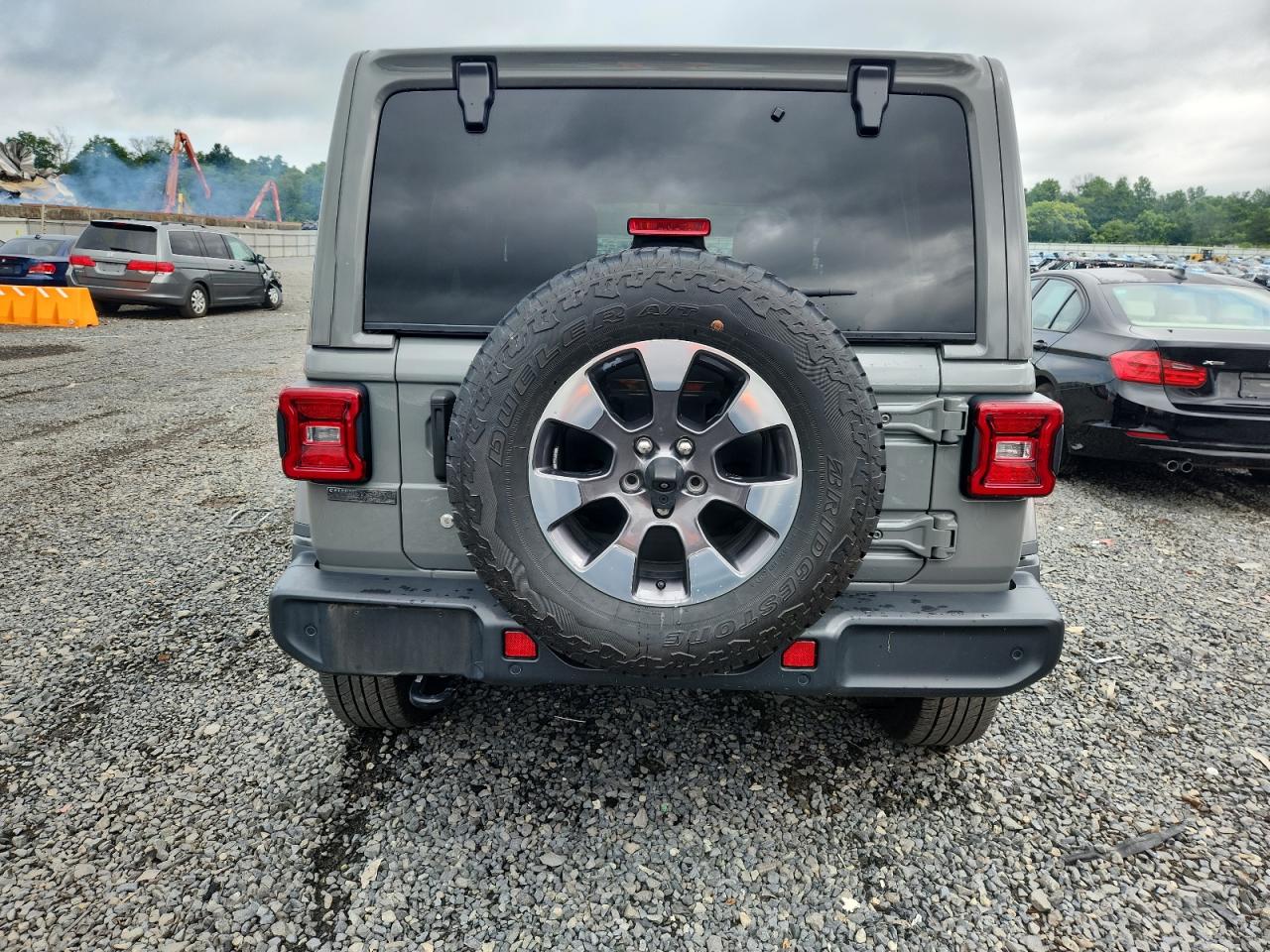 2018 Jeep Wrangler Unlimited Sahara VIN: 1C4HJXEN5JW290098 Lot: 64794695