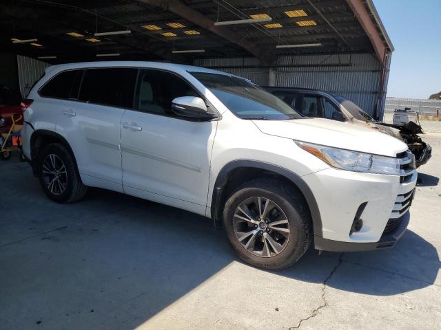  TOYOTA HIGHLANDER 2017 White