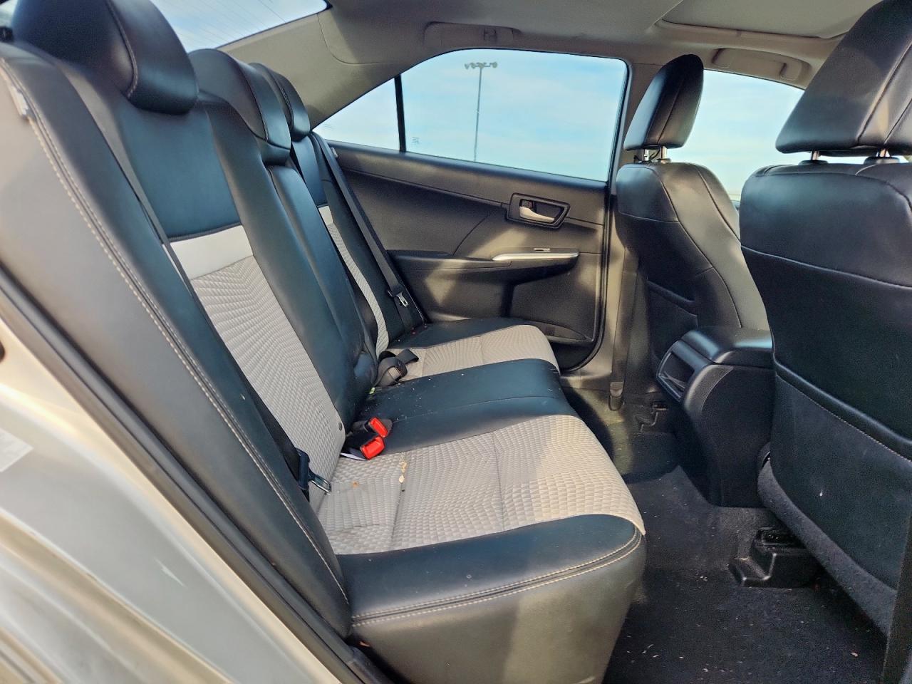 4t1bf1fk0cu145067 4T1BF1FK0CU145067 2012 Toyota Camry Base