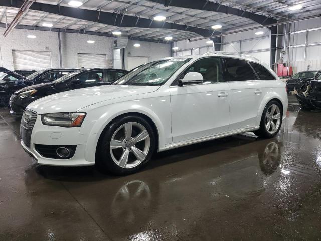  AUDI A4 2013 White